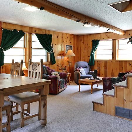 ホテル Bill Cody Ranch エクステリア 写真