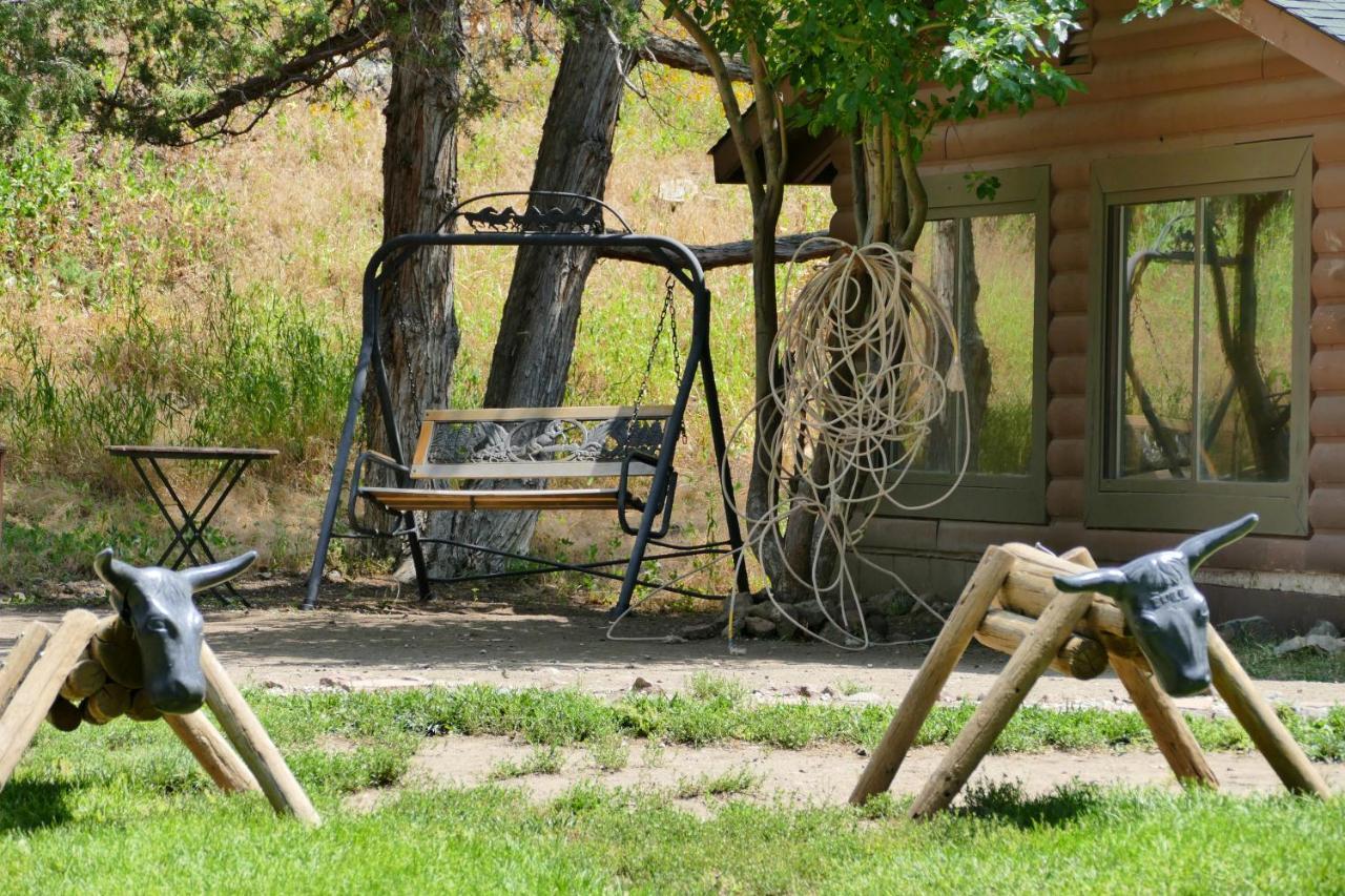 ホテル Bill Cody Ranch エクステリア 写真